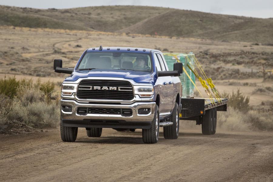  Ram 2500 Big Horn Mega Cab (DJ) 2019 года  (фото 3 из 6)